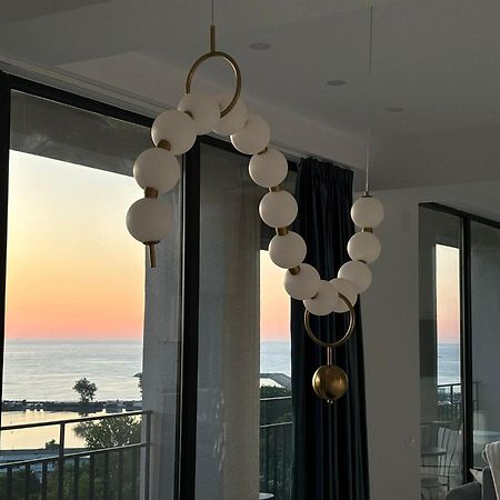 Donna Alba Seaview Penthouse, Casa Ta De Pe Plaja Apartment Нептун Екстериор снимка