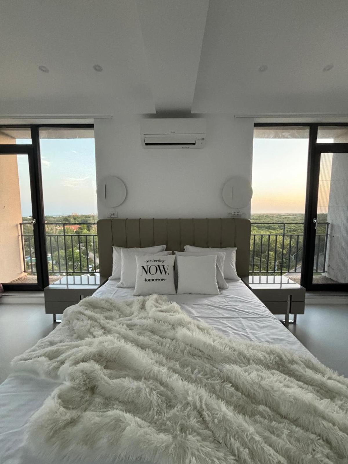 Donna Alba Seaview Penthouse, Casa Ta De Pe Plaja Apartment Нептун Екстериор снимка