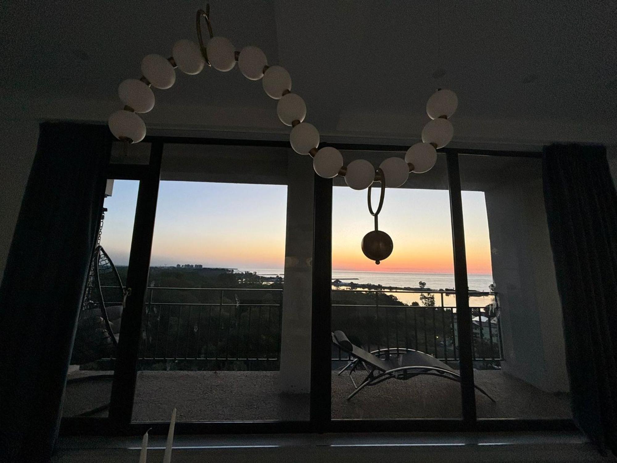 Donna Alba Seaview Penthouse, Casa Ta De Pe Plaja Apartment Нептун Екстериор снимка