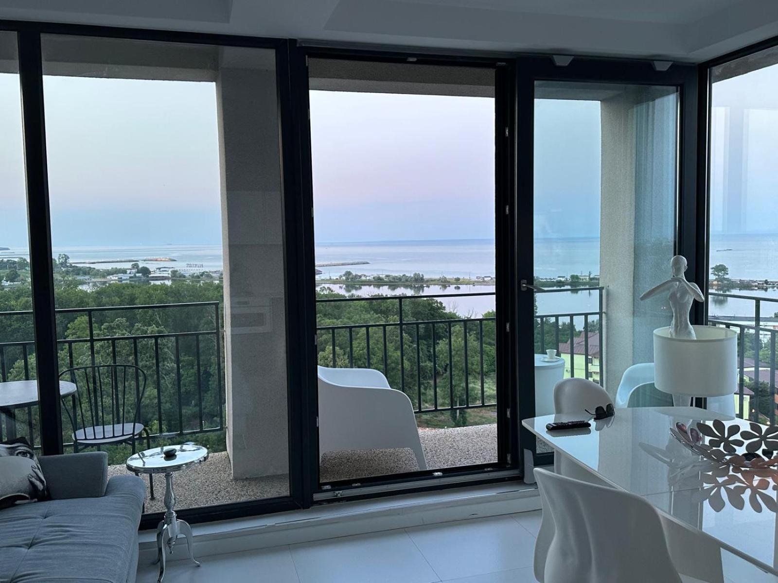 Donna Alba Seaview Penthouse, Casa Ta De Pe Plaja Apartment Нептун Екстериор снимка