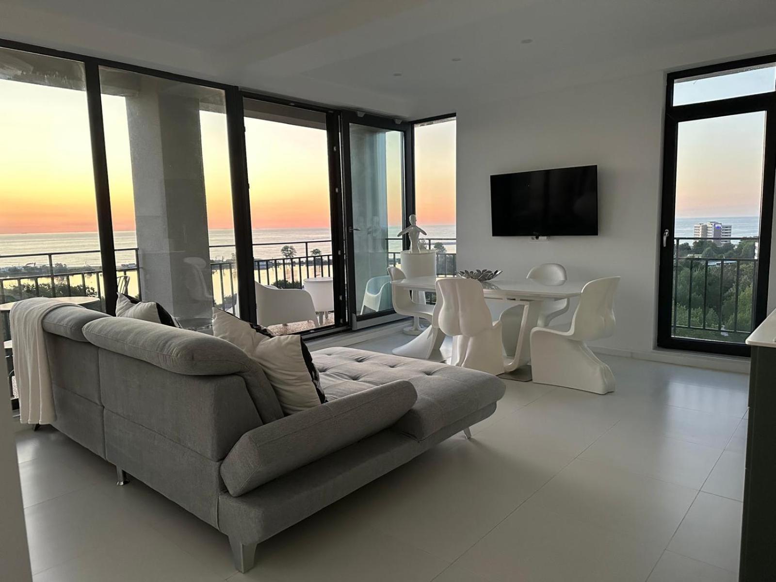 Donna Alba Seaview Penthouse, Casa Ta De Pe Plaja Apartment Нептун Екстериор снимка